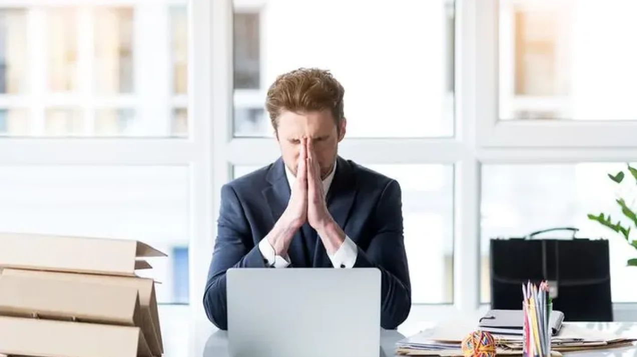 Common Business Blind Spots: Identify & Overcome Them Easily