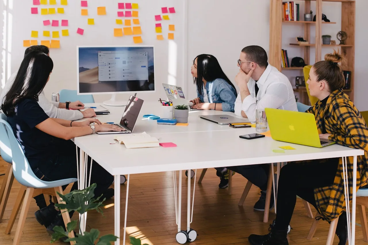 AI Sales Automation Increasing Lead-to-Project Conversion by 40%